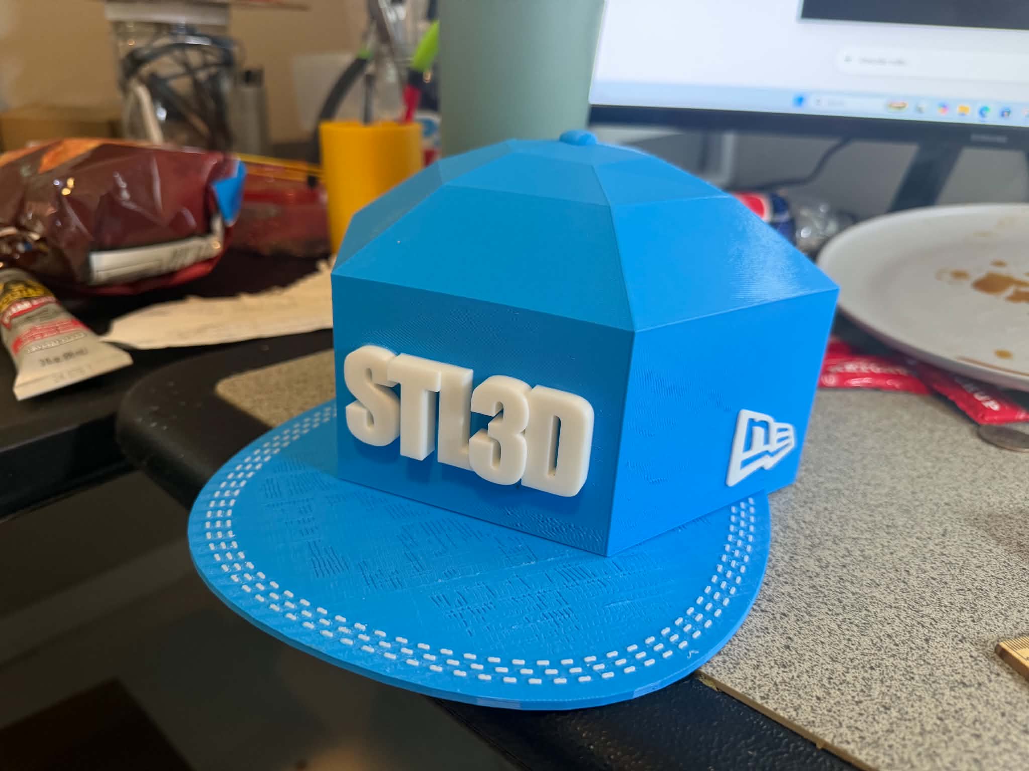 Flat Bill Gift Box - 3D Printable Model